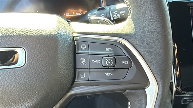 2025 Jeep Grand Cherokee GRAND CHEROKEE L ALTITUDE X 4X2