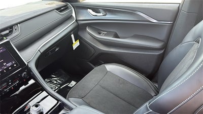 2025 Jeep Grand Cherokee GRAND CHEROKEE L ALTITUDE 4X2