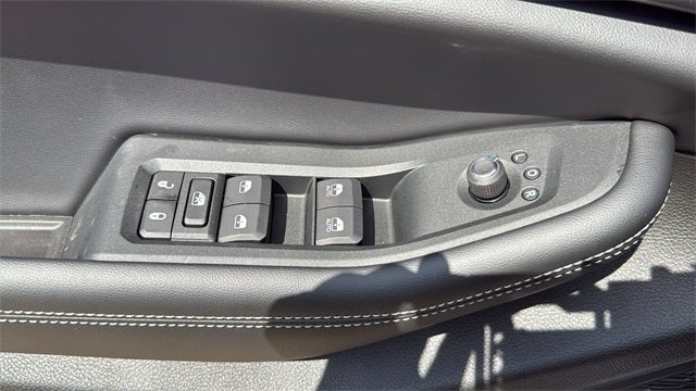 2025 Jeep Grand Cherokee GRAND CHEROKEE L ALTITUDE 4X2