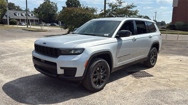2025 Jeep Grand Cherokee GRAND CHEROKEE L ALTITUDE 4X2