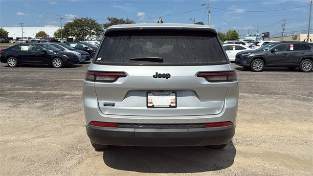 2025 Jeep Grand Cherokee GRAND CHEROKEE L ALTITUDE 4X2
