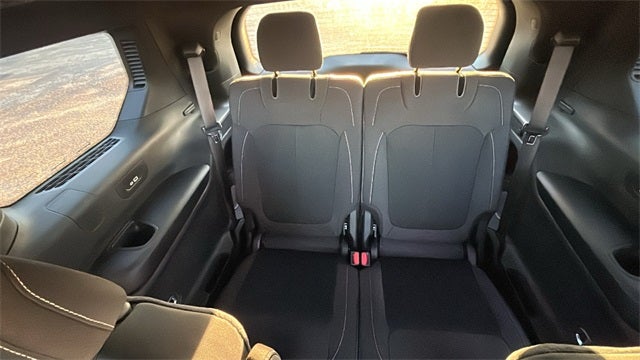 2025 Jeep Grand Cherokee GRAND CHEROKEE L LAREDO X 4X2