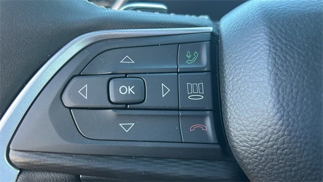 2025 Jeep Grand Cherokee GRAND CHEROKEE L LAREDO X 4X2