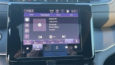 2025 Jeep Grand Cherokee GRAND CHEROKEE L LAREDO X 4X2