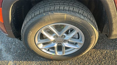 2025 Jeep Grand Cherokee GRAND CHEROKEE L LAREDO X 4X2