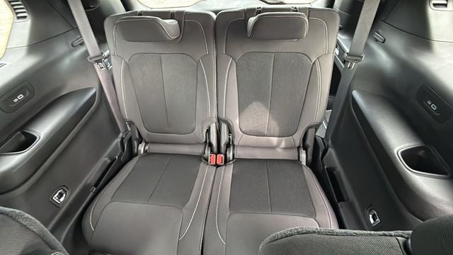 2026 Jeep Grand Cherokee GRAND CHEROKEE L LAREDO X 4X2