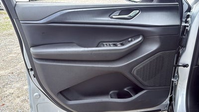 2026 Jeep Grand Cherokee GRAND CHEROKEE L LAREDO X 4X2