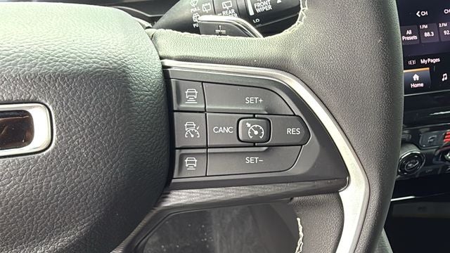 2026 Jeep Grand Cherokee GRAND CHEROKEE L LAREDO X 4X2