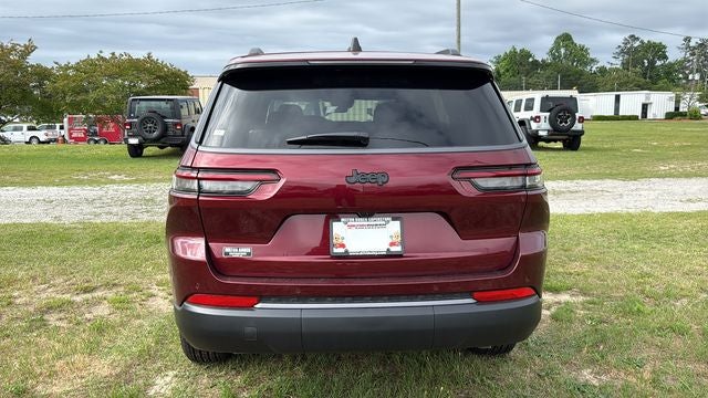 2026 Jeep Grand Cherokee GRAND CHEROKEE L LAREDO ALTITUDE 4X2