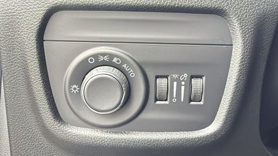 2027 Jeep Grand Cherokee GRAND CHEROKEE L LAREDO ALTITUDE 4X2