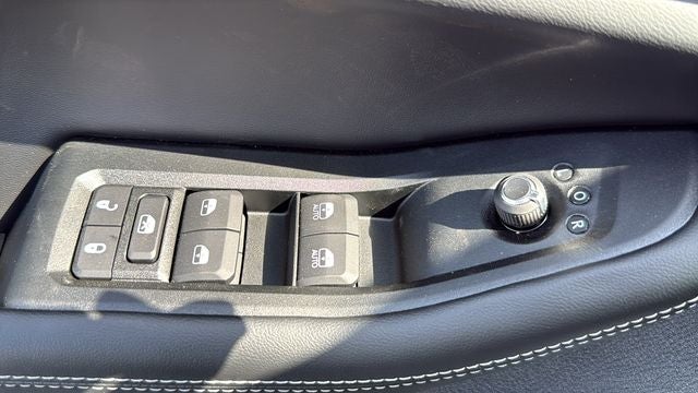 2026 Jeep Grand Cherokee GRAND CHEROKEE L LAREDO ALTITUDE 4X2
