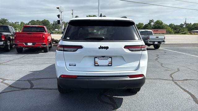 2026 Jeep Grand Cherokee GRAND CHEROKEE L LAREDO ALTITUDE 4X2