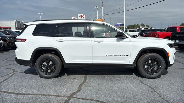 2026 Jeep Grand Cherokee GRAND CHEROKEE L LAREDO ALTITUDE 4X2
