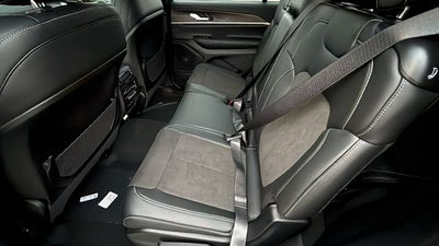 2026 Jeep Grand Cherokee GRAND CHEROKEE L LAREDO ALTITUDE 4X2