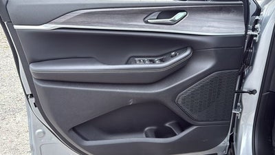 2026 Jeep Grand Cherokee GRAND CHEROKEE L LAREDO ALTITUDE 4X2