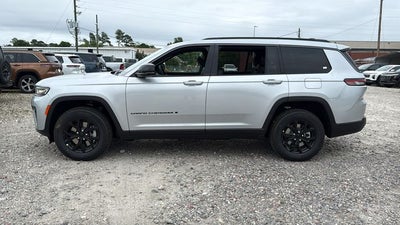 2026 Jeep Grand Cherokee GRAND CHEROKEE L LAREDO ALTITUDE 4X2