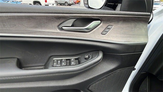 2025 Jeep Grand Cherokee GRAND CHEROKEE L LIMITED 4X2