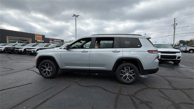2025 Jeep Grand Cherokee GRAND CHEROKEE L LIMITED 4X2