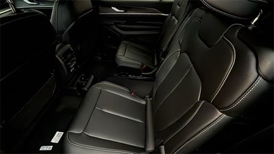 2025 Jeep Grand Cherokee GRAND CHEROKEE L LIMITED 4X2