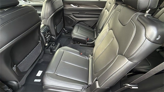 2025 Jeep Grand Cherokee GRAND CHEROKEE L LIMITED 4X2