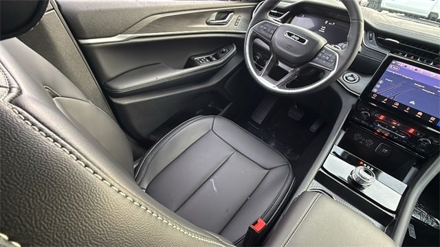 2025 Jeep Grand Cherokee GRAND CHEROKEE L LIMITED 4X2