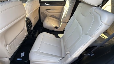 2025 Jeep Grand Cherokee GRAND CHEROKEE L LIMITED 4X2