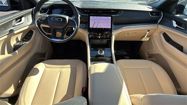 2025 Jeep Grand Cherokee GRAND CHEROKEE L LIMITED 4X2