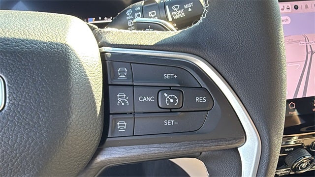 2025 Jeep Grand Cherokee GRAND CHEROKEE L LIMITED 4X2