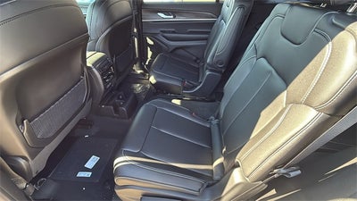 2025 Jeep Grand Cherokee GRAND CHEROKEE L LIMITED 4X2