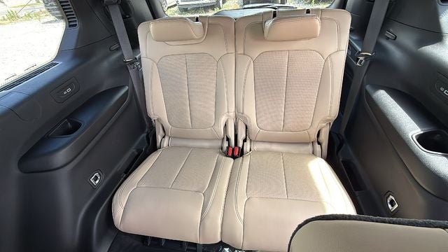 2026 Jeep Grand Cherokee GRAND CHEROKEE L LIMITED 4X2