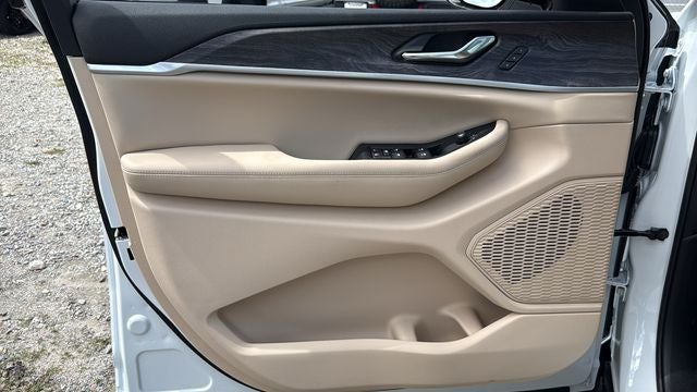 2026 Jeep Grand Cherokee GRAND CHEROKEE L LIMITED 4X2