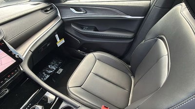 2026 Jeep Grand Cherokee GRAND CHEROKEE L LIMITED 4X2