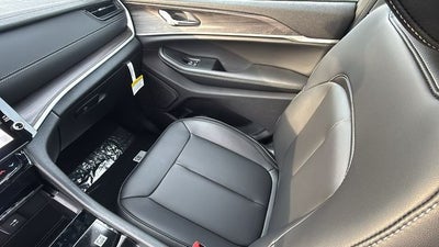 2026 Jeep Grand Cherokee GRAND CHEROKEE L LIMITED 4X2
