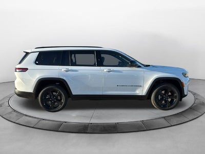 2027 Jeep Grand Cherokee GRAND CHEROKEE L LIMITED 4X2