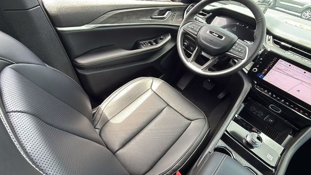 2026 Jeep Grand Cherokee GRAND CHEROKEE L LIMITED 4X2