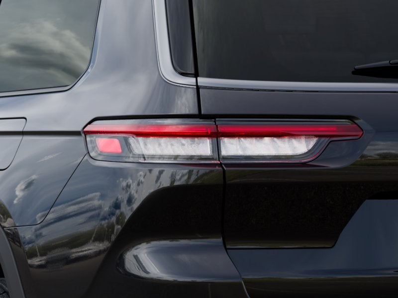 2027 Jeep Grand Cherokee GRAND CHEROKEE L LIMITED 4X2