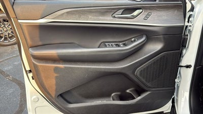 2026 Jeep Grand Cherokee GRAND CHEROKEE L LIMITED 4X2