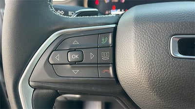 2025 Jeep Grand Cherokee GRAND CHEROKEE L LAREDO X 4X4