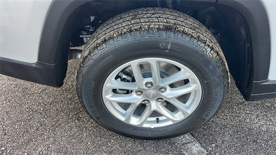 2025 Jeep Grand Cherokee GRAND CHEROKEE L LAREDO X 4X4