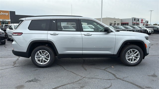 2025 Jeep Grand Cherokee GRAND CHEROKEE L LAREDO X 4X4