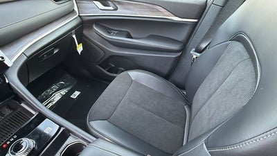 2027 Jeep Grand Cherokee GRAND CHEROKEE L LAREDO ALTITUDE 4X4