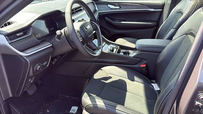 2026 Jeep Grand Cherokee GRAND CHEROKEE L LAREDO ALTITUDE 4X4