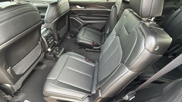 2026 Jeep Grand Cherokee GRAND CHEROKEE L LIMITED RESERVE 4X4