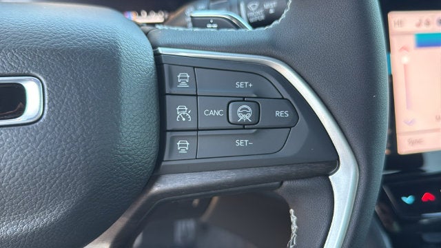 2027 Jeep Grand Cherokee GRAND CHEROKEE L LIMITED RESERVE 4X4