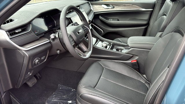 2027 Jeep Grand Cherokee GRAND CHEROKEE L LIMITED RESERVE 4X4
