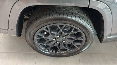 2026 Jeep Grand Cherokee GRAND CHEROKEE L SUMMIT 4X4