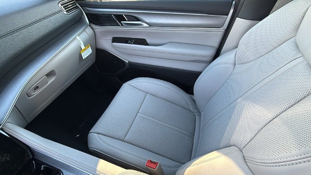 2027 Jeep Grand Wagoneer GRAND WAGONEER LONG WHEELBASE 4X2