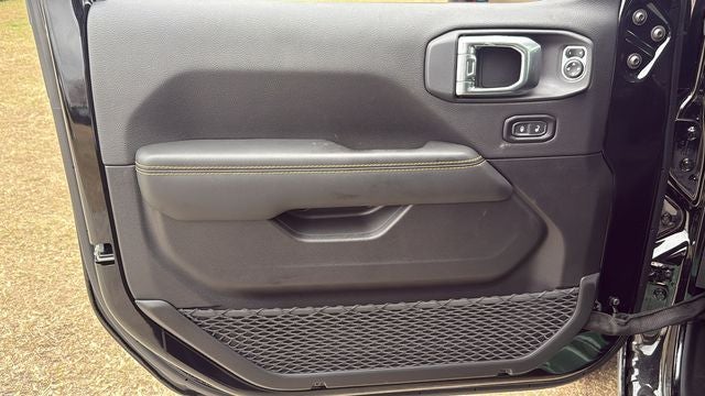 2026 Jeep Gladiator GLADIATOR SAHARA 4X4