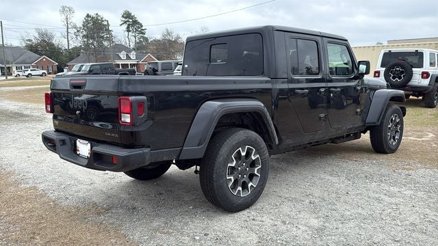 2026 Jeep Gladiator GLADIATOR SAHARA 4X4
