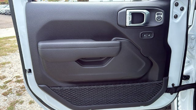 2027 Jeep Gladiator GLADIATOR MOJAVE 4X4
